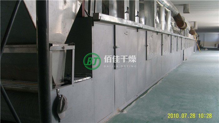 點(diǎn)擊放大 硅膠專用帶式干燥機(jī)