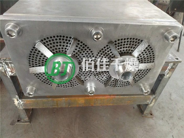 點(diǎn)擊放大 JZL-螺桿擠壓制粒機(jī)