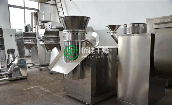 ZL-旋轉(zhuǎn)式制粒機(jī) ZL-旋轉(zhuǎn)式制粒機(jī)